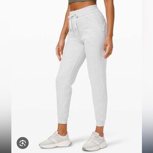 Lululemon scuba joggers